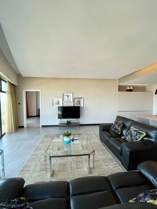 City View Apartment Nestled In The Heart Of Nbo Nairobi Buitenkant foto