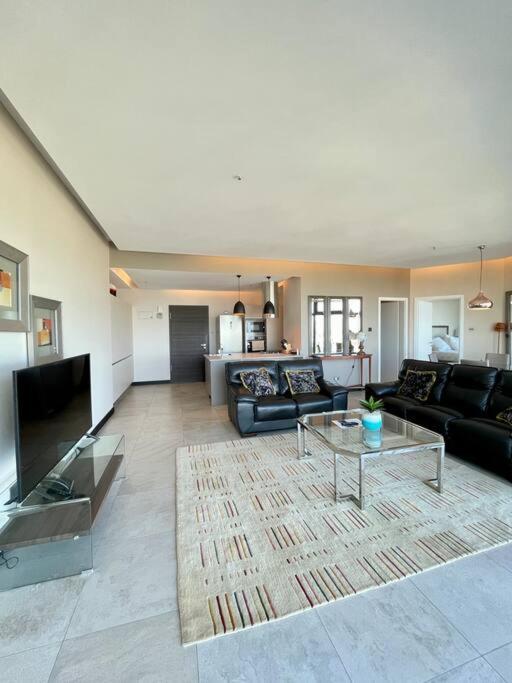 City View Apartment Nestled In The Heart Of Nbo Nairobi Buitenkant foto