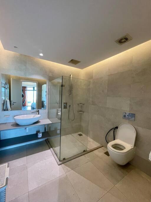 City View Apartment Nestled In The Heart Of Nbo Nairobi Buitenkant foto